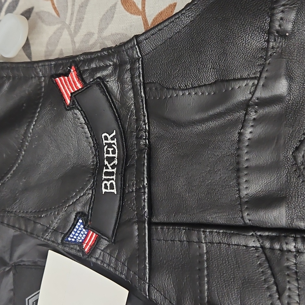 Diamond Supply Co. Black Leather Vest - Picture 6 of 16
